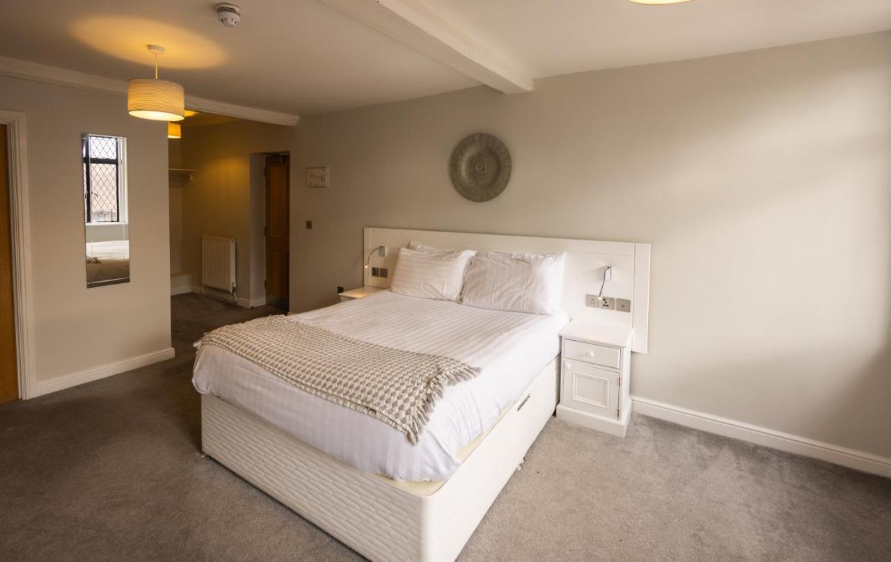 The White Hart Hotel Uttoxeter Kültér fotó
