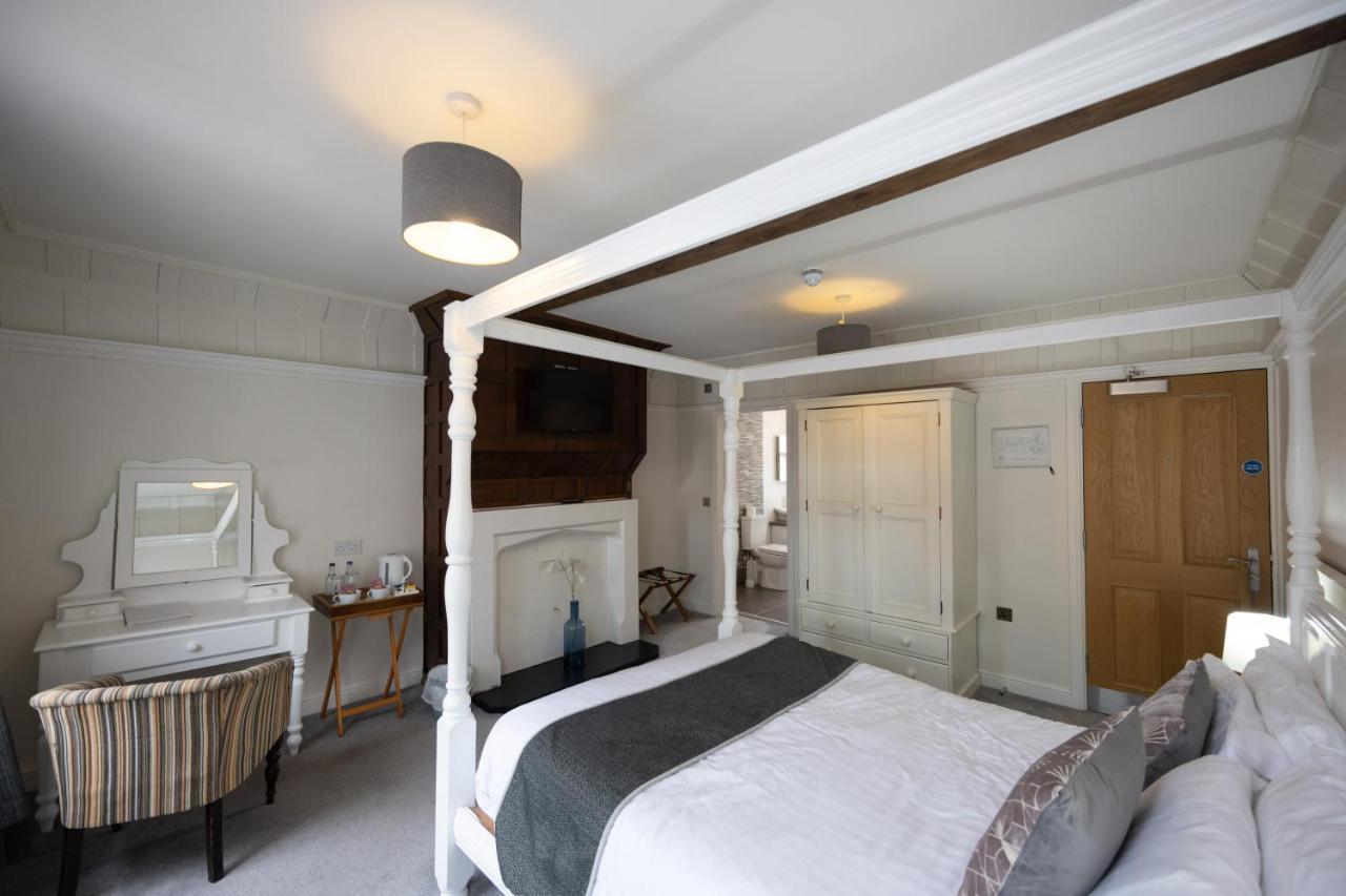 The White Hart Hotel Uttoxeter Kültér fotó