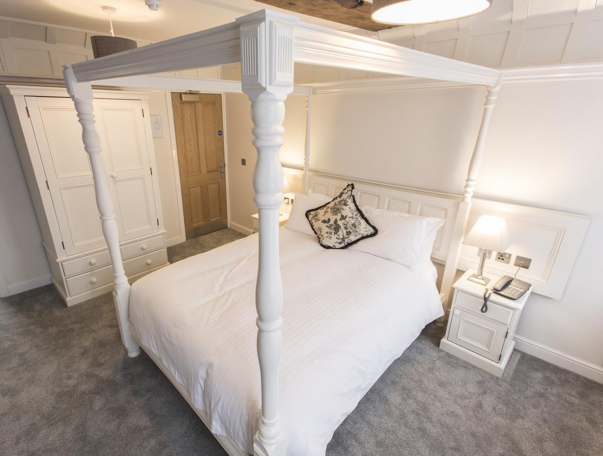 The White Hart Hotel Uttoxeter Kültér fotó